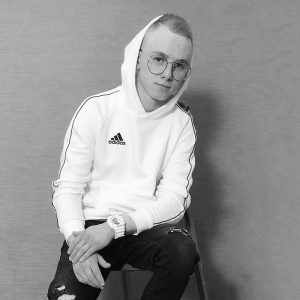 hand, jeans, glasses, sitting, standing, monochrome