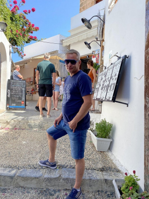 fun, jeans, denim, leisure, vacation, sunglasses, shorts, road
