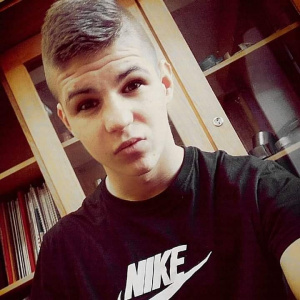 selfie, cool