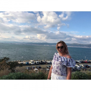 sky, leisure, vacation, sunglasses, dress