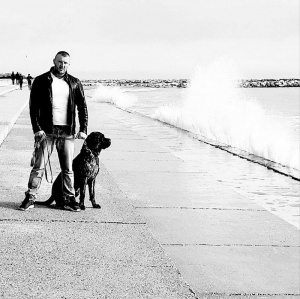 monochrome, dog, beach