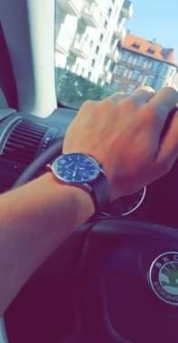 hand, selfie