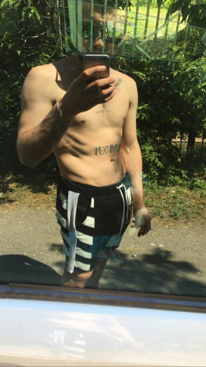 muscle, dude, shorts