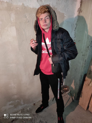 jacket, outerwear, fun, jeans, smile, cool, standing