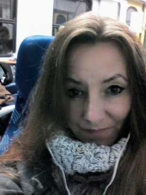 hair, selfie, scarf