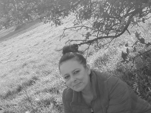 smile, monochrome, branch
