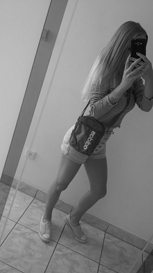 monochrome