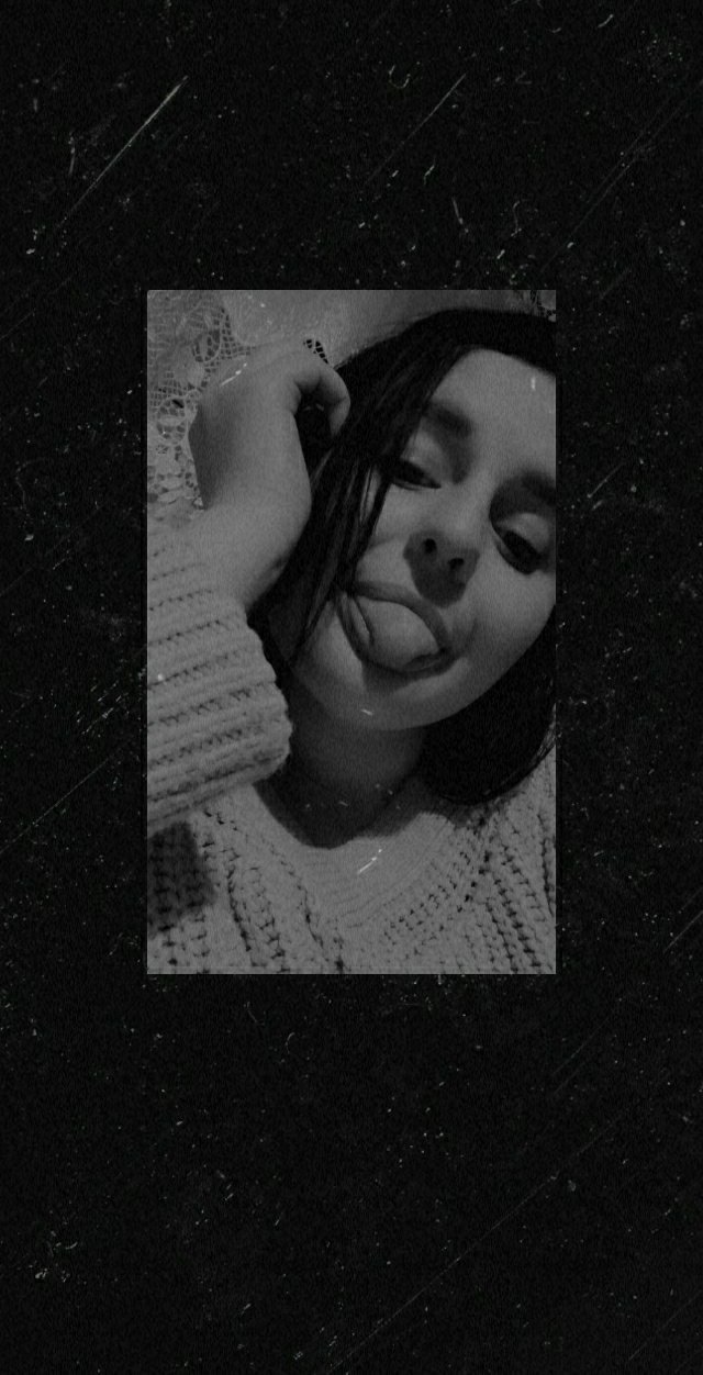 monochrome