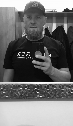 hand, beard