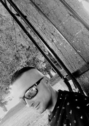 monochrome