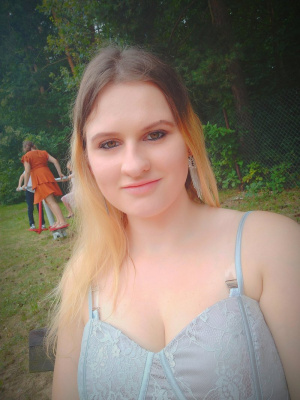 hair, skin, fun, smile, dress