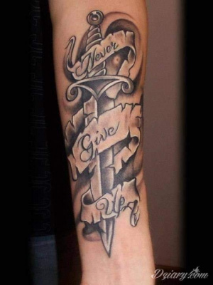 muscle, tattoo