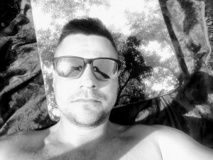 hair, selfie, cool, glasses, beard, monochrome, sunglasses, goggles