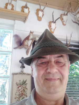 skin, selfie, hat