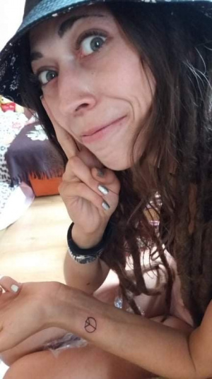 nail, mouth, skin, hand, selfie, muscle, hat