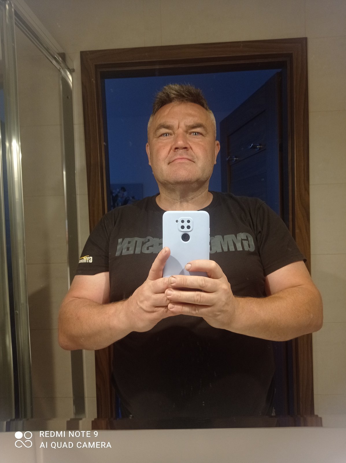 selfie, muscle