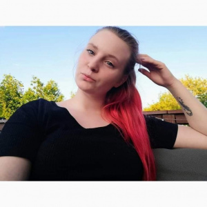 hair, skin, selfie, sitting