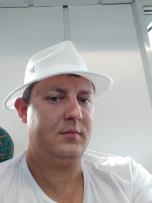hat