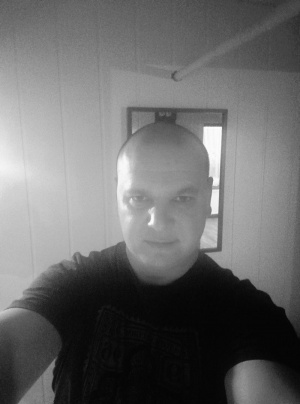 selfie, fun, smile, cool, ear, monochrome