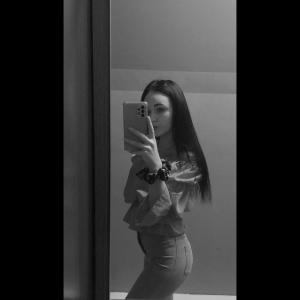 monochrome
