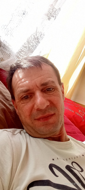 skin, selfie