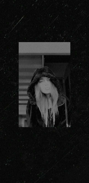 monochrome