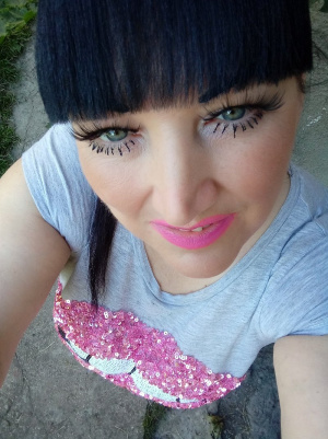 eyelash, hair, skin, smile, cool, bangs