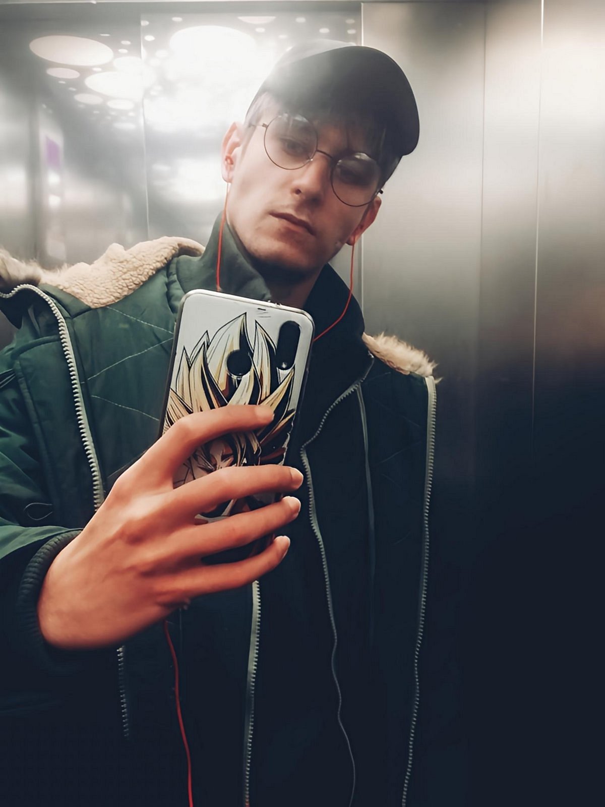 Kiele, Mężczyzna, Pojawie