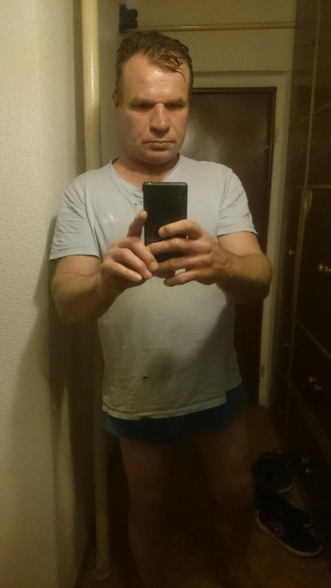 hand, selfie, fun, cool, muscle, standing