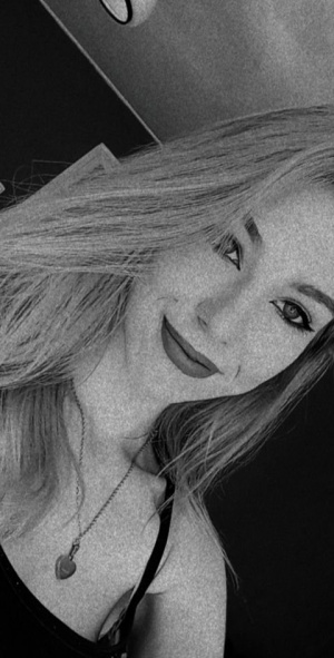 monochrome