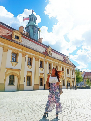 leisure, vacation, dress