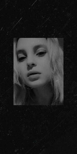monochrome