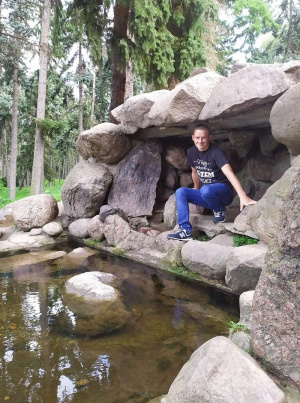 jeans, sitting, leisure, rock