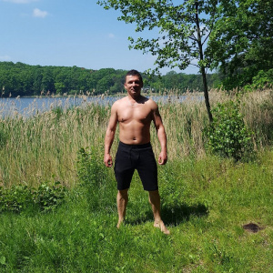 muscle, dude, shorts