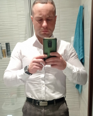 selfie, jeans
