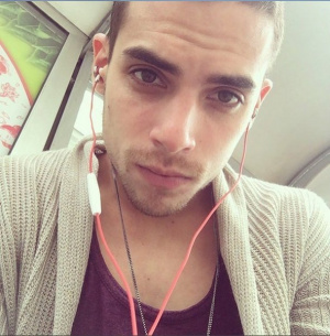 hair, skin, selfie, cool, ear, beard