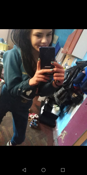 hand, selfie