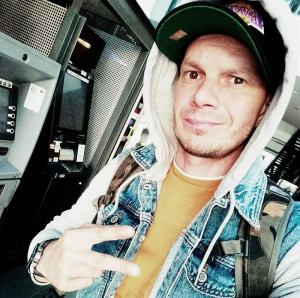 selfie, cool