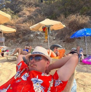 fun, leisure, vacation, sunglasses, beach, umbrella