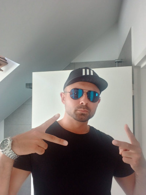 hand, selfie, cool, glasses, muscle, sunglasses, goggles, hat