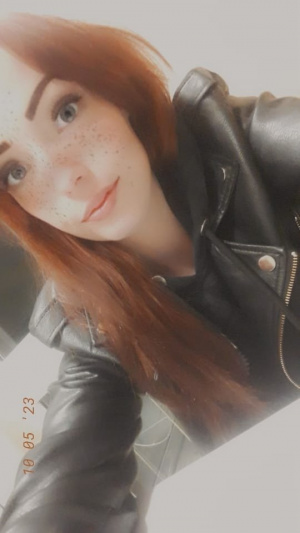 skin, selfie