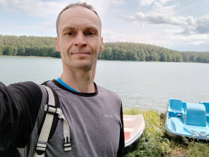 vacation, vehicle, lake