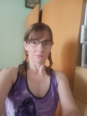 hair, fun, cool, glasses, muscle, ear, bangs
