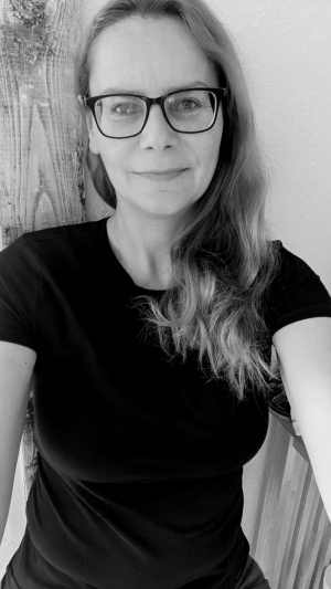 smile, cool, glasses, monochrome, dress
