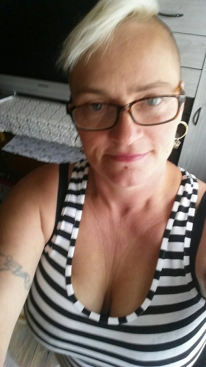 skin, selfie, cool, glasses, muscle