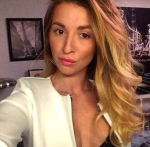 hair, selfie