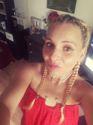 selfie, cool, ear, dress