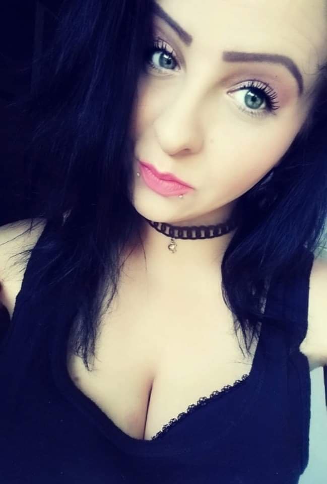 mouth, eyelash, hair, skin, selfie