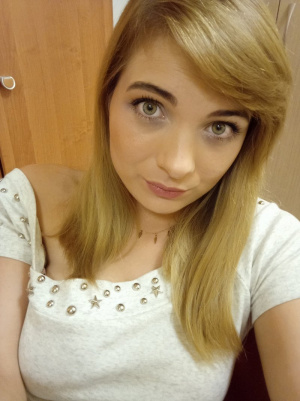 hair, skin, selfie, bangs