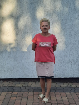 fun, cool, standing, shorts, wall